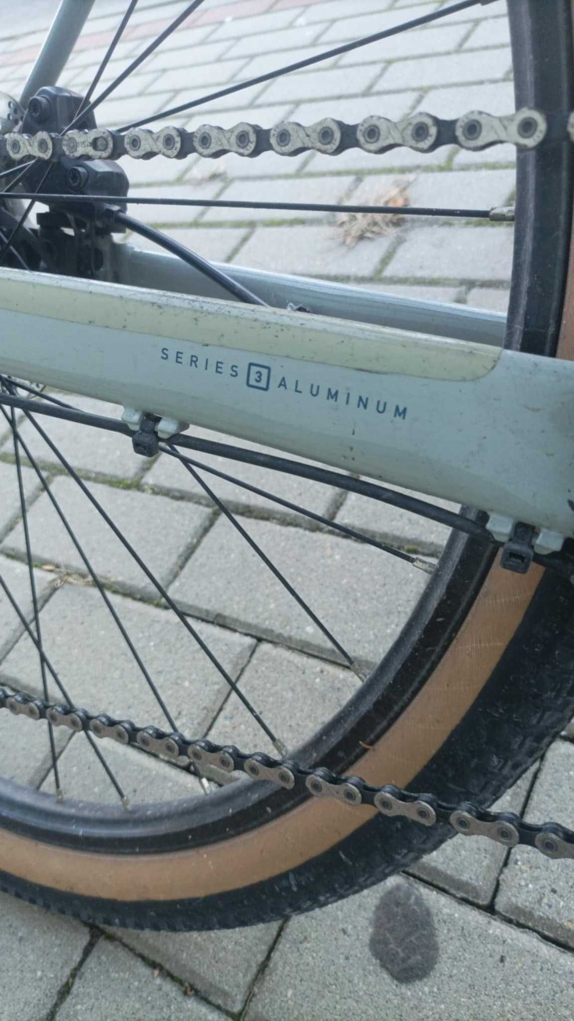 Rower gravel Marin DSX 1 flatbar L carbon 29