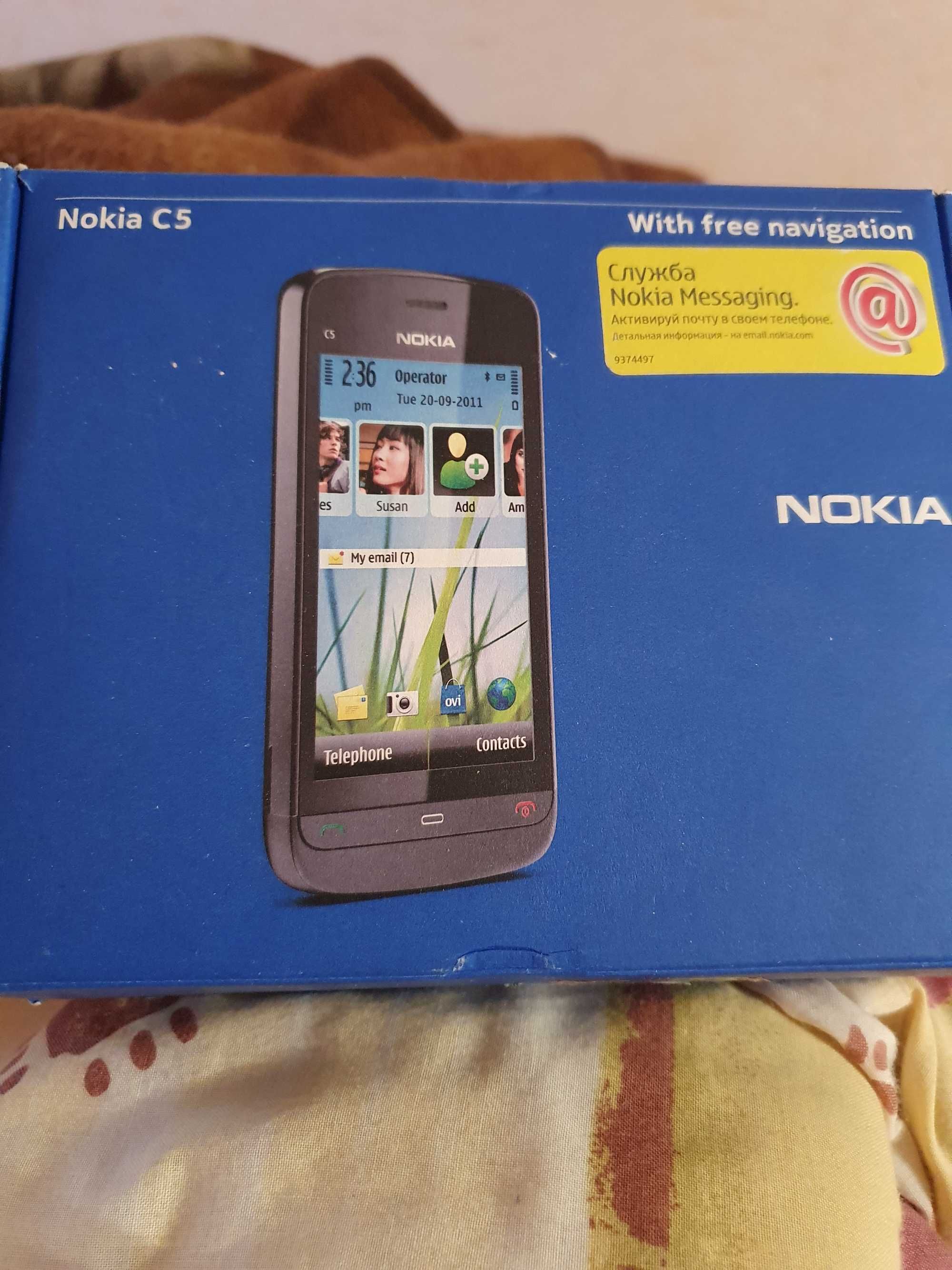 Мобільний телефон Nokia C5-06