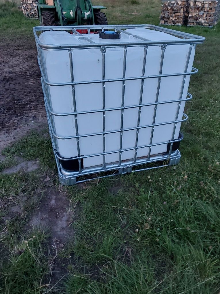 Zbiornik 1000l MAUZER po SPOŻYWCE
