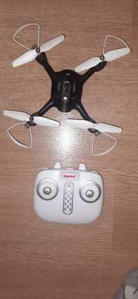 Продам квадрокоптер Syma x23