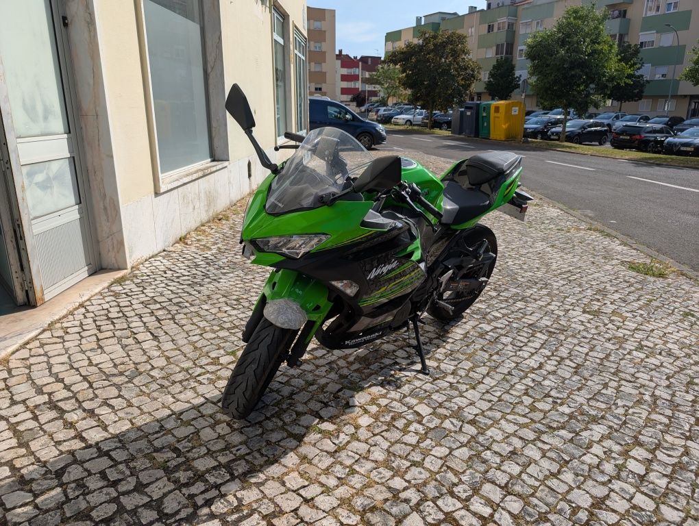 Kawazaki Ninja 400