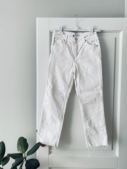 Biale jeansy reserved 36 S