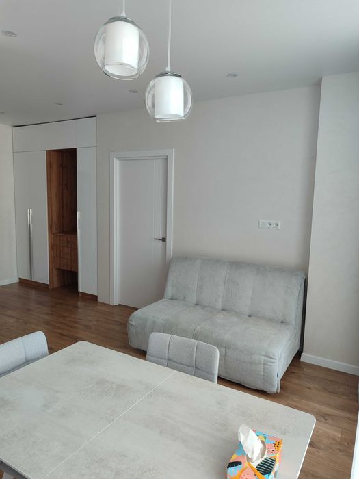 Подобова квартира в центрі