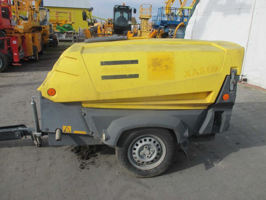 Sprężarka śrubowa kompresor Atlas Copco XAS87KD