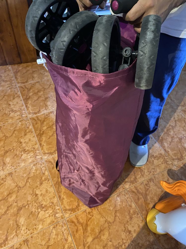 Carrinho de passeio infantil