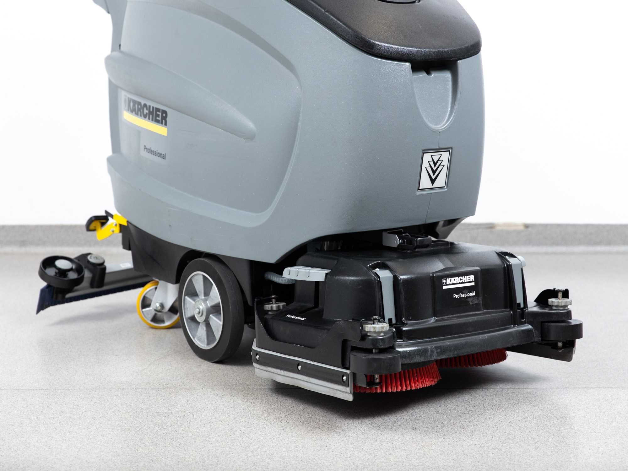 SZOROWARKA KARCHER B 60 W D55 Bp NOWE BATERIE 1543mth 2011r 12000netto