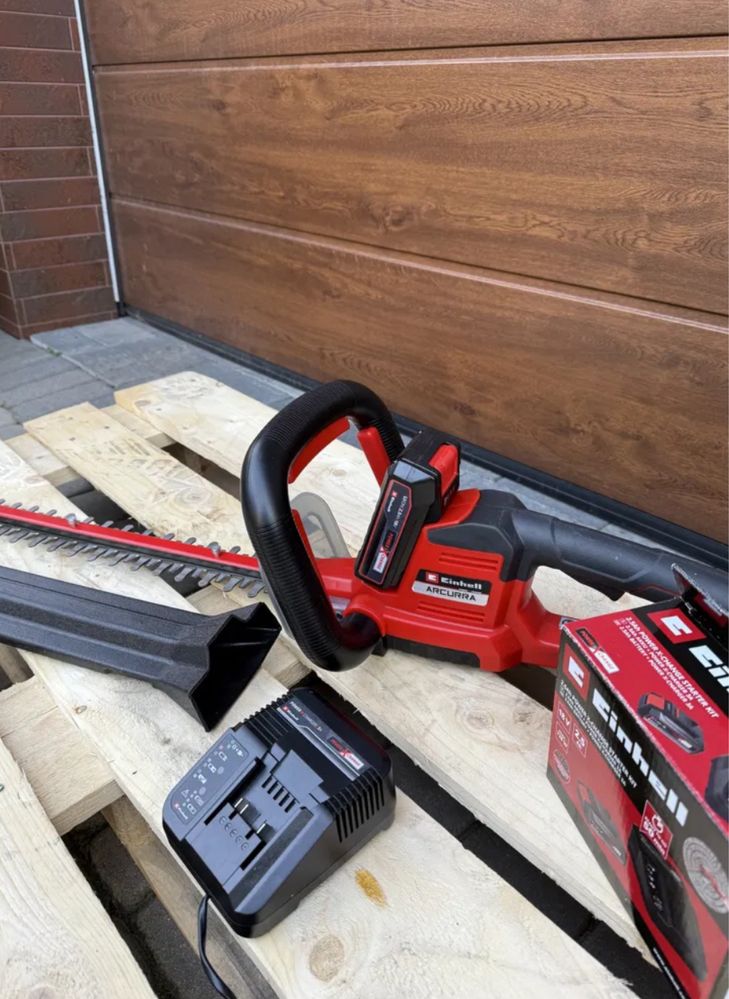 Кусторез аккумуляторный Einhell ARCURRA 18/55 (3410920)