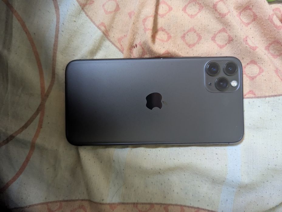 iPhone 11 Pro max 64gb 77%