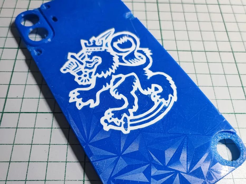 Capa Traseira Telemóvel Leão Finlandês