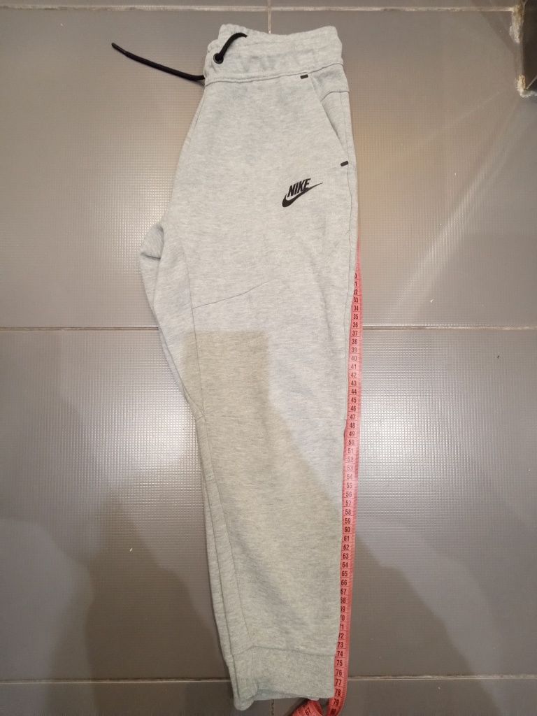 Nike tech fleece r.137-147 wypada 134 st.bdd