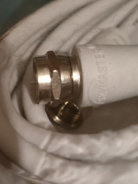 Kabel antenowy - wtyk F, przewód 2,5m - NOWY