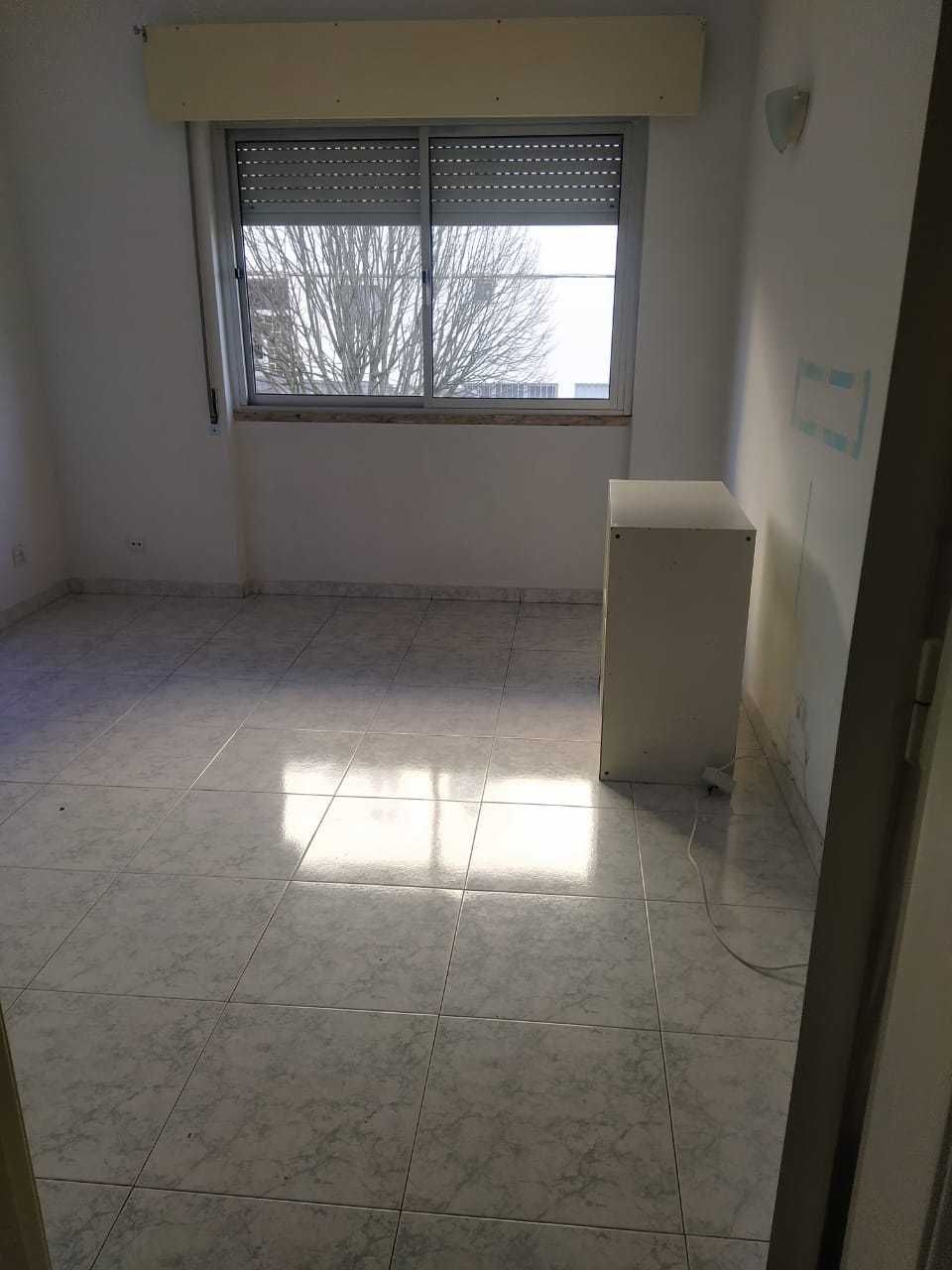 Apartamento T2 em Corroios