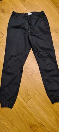 Spodnie materiałowe Reserved S czarne