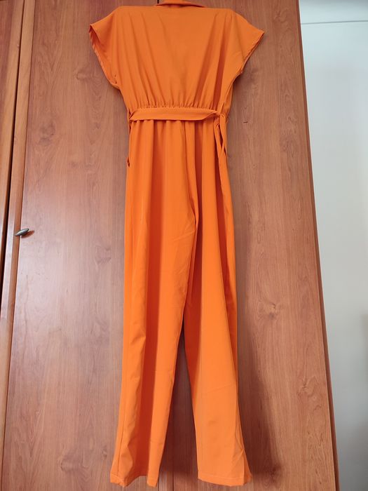 Macacão laranja Mulher