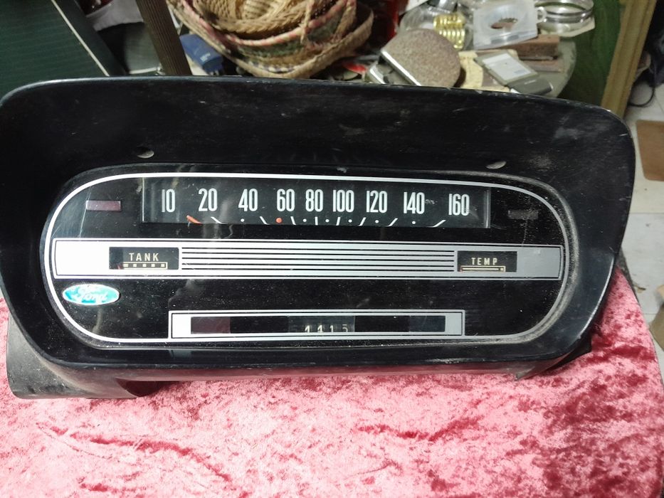 Antigo Quadrante ford taunus
