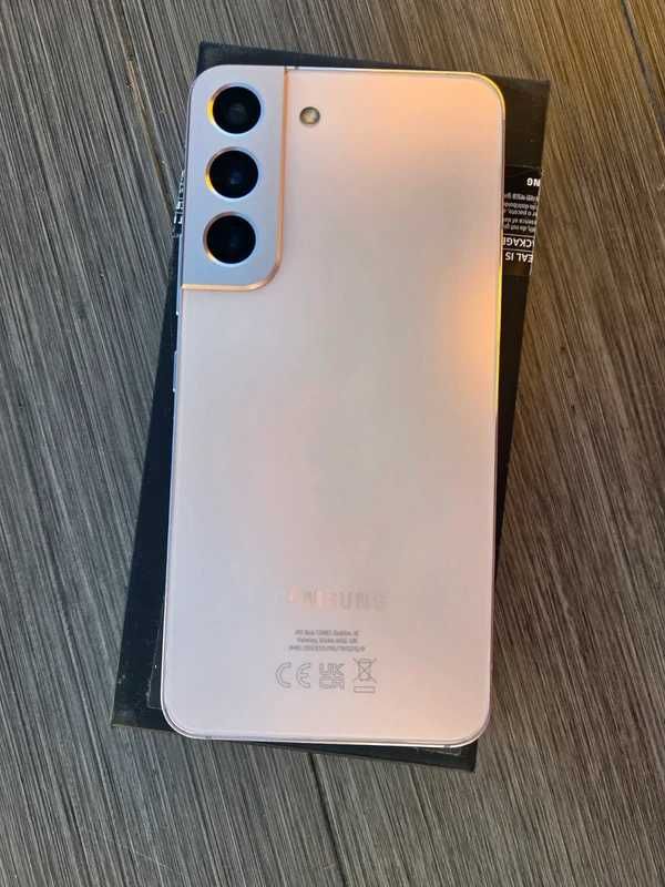 Samsung Galaxy S22 - Como NOVO