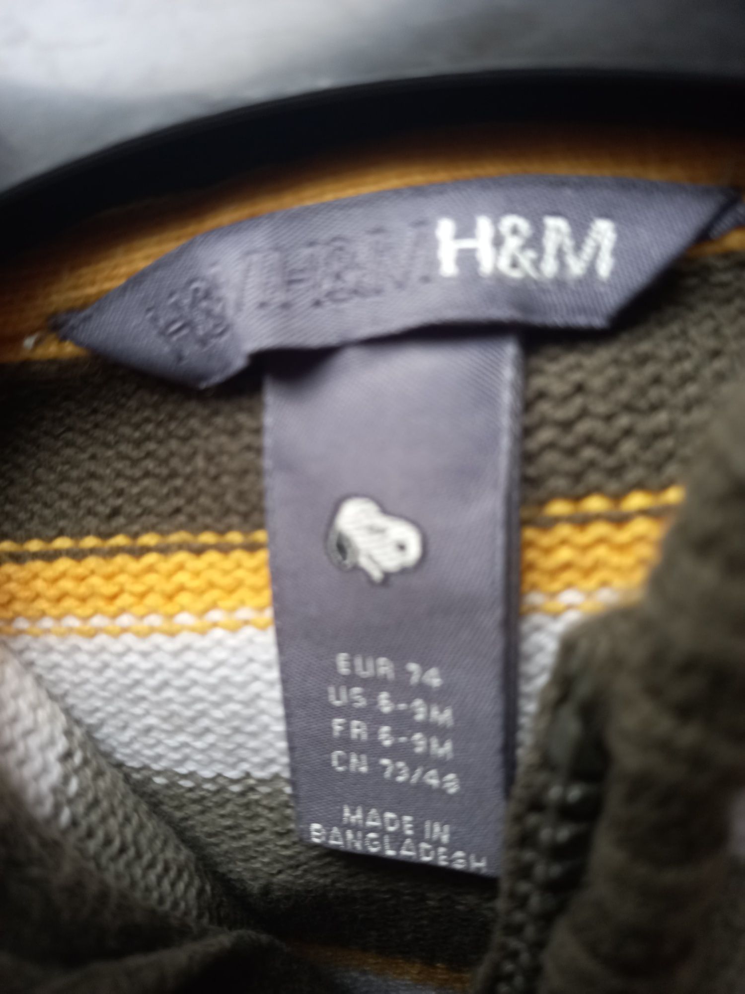 Sweter z kapturem dla chłopca H&M- rozmiar 74