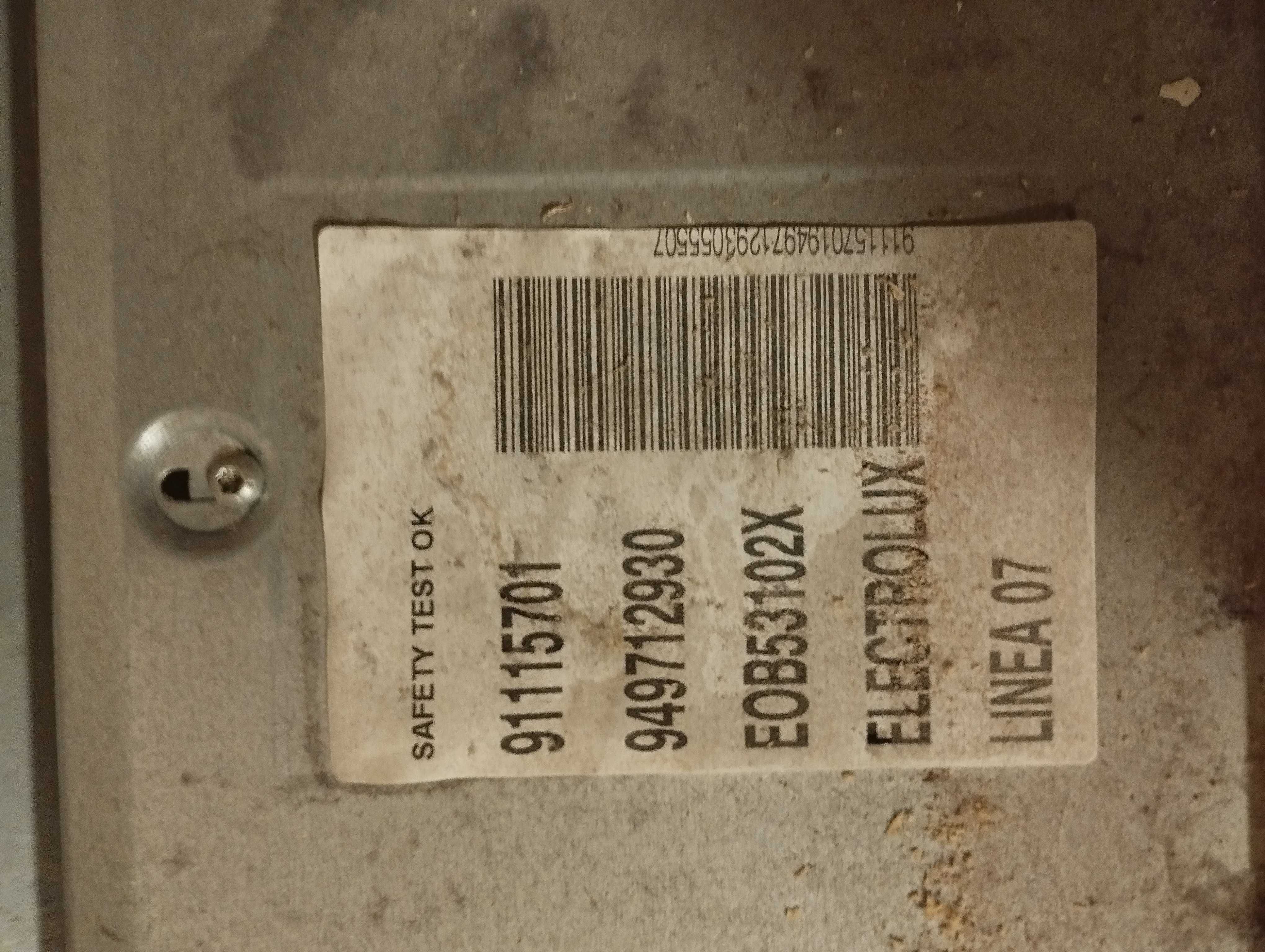 Piekarnik elektryczny ELEKTROLUX EOB53102X LINEA 07