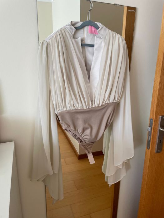 Roupa variada tamanho S