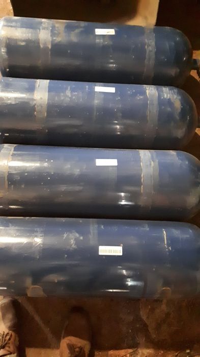 Газові Балоні V-40 л.  робочій тиск 250 ат.. з VW Caddy.