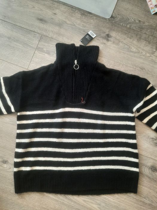 Кофточка жіноча вязана