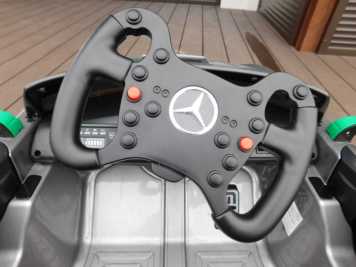 Mercedes AMG GT4 licencjonowany samochód elektryczny dla dzieci