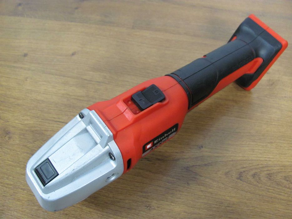 Болгарка Ø125 мм Einhell AXXIO 18/125/1 Q серії Expert з Німеччини