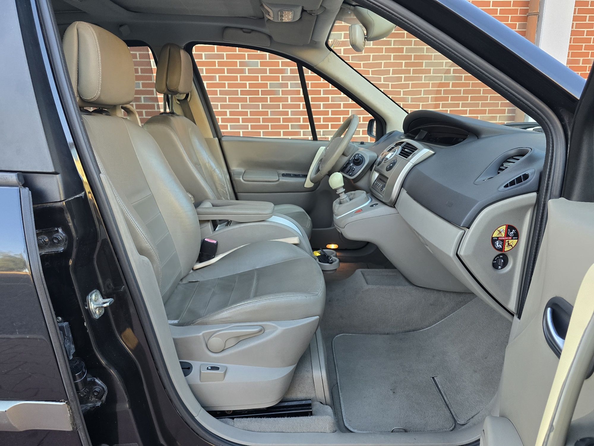 Renault Scénic 1.5 DCI 106cv