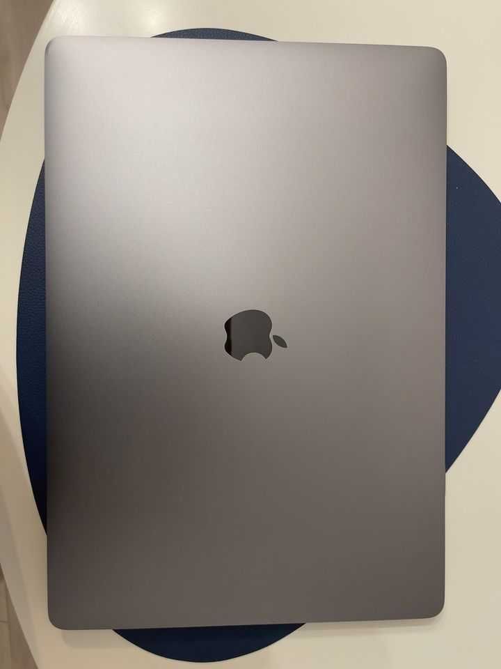 Macbook Pro 2019 Model