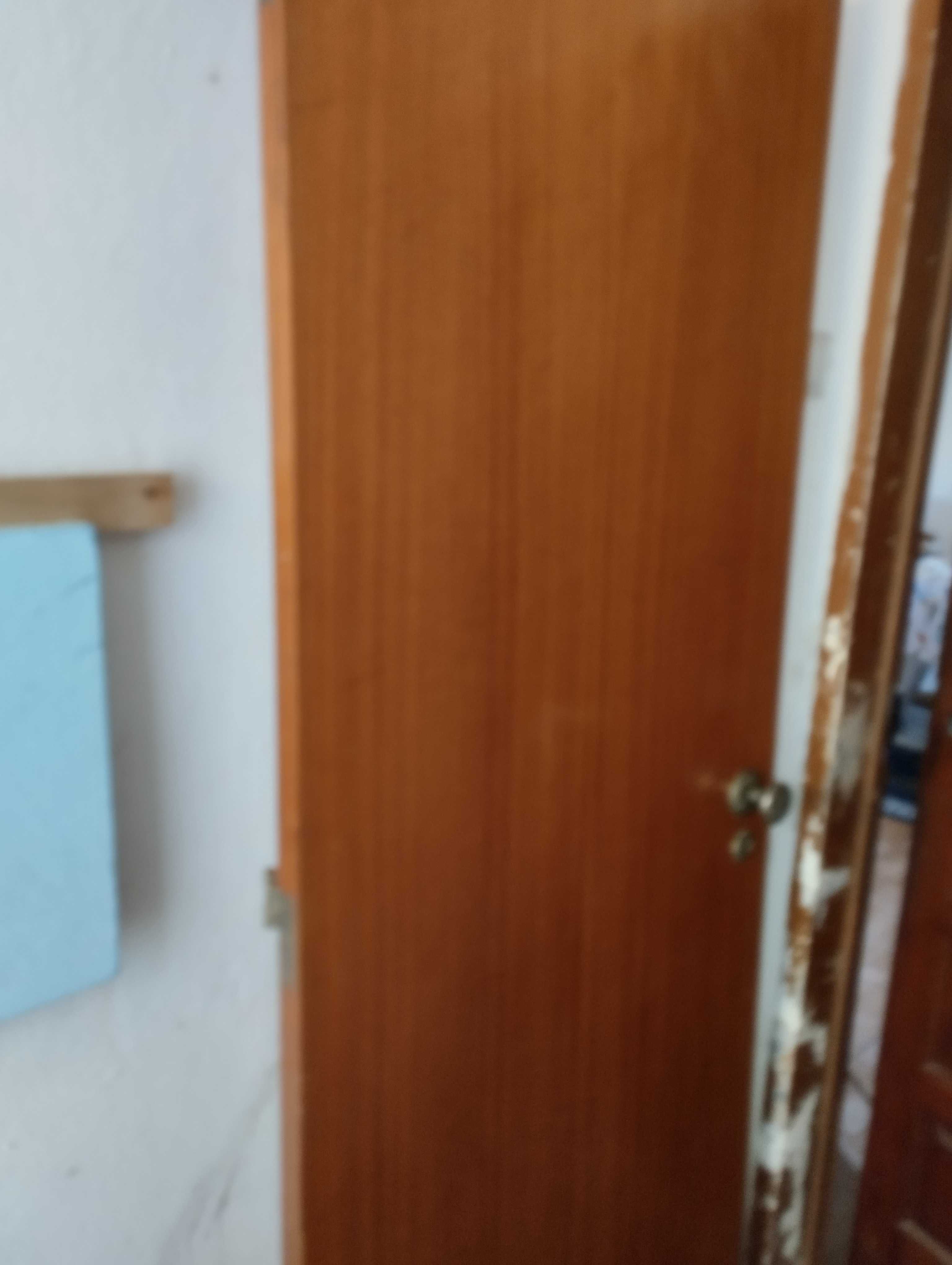 Porta em bom estado