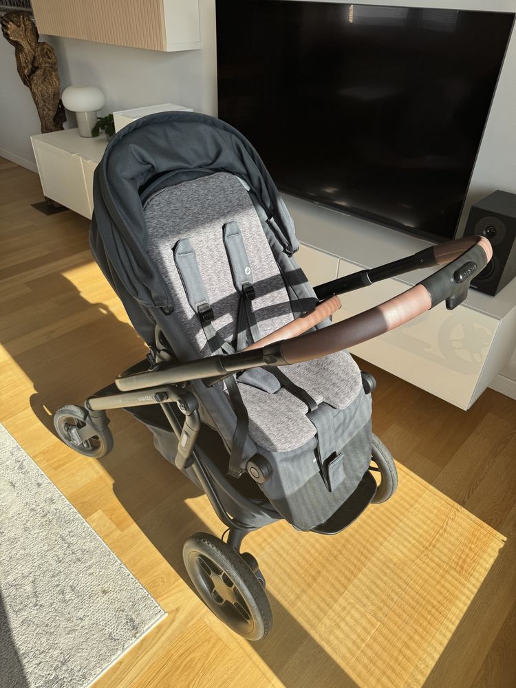 Maxi-Cosi Lila XP Plus z gondolą Oria XXL - komplet akcesoriów BDB stn