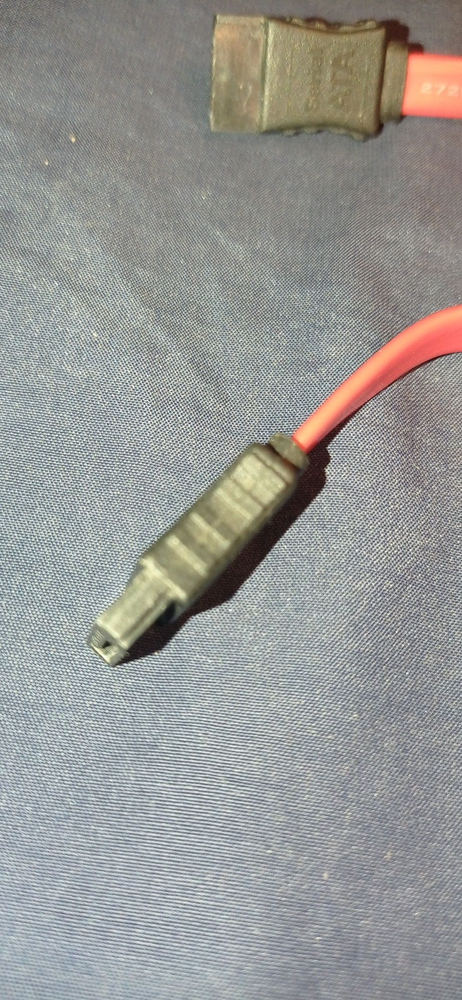 FOXCONN C95764-001 Красный кабель SATA II, 20 дюймов, с металлической