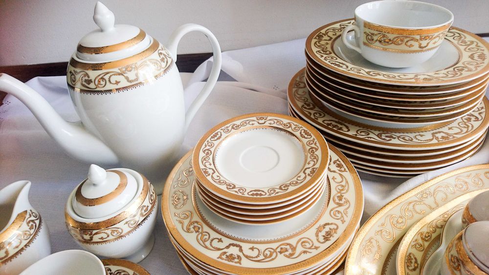 OKAZJA! Porcelana serwis obiadowy+kawowy 51 szt. Fine Royal Porcelain