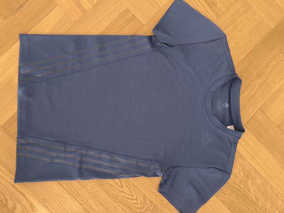 Adidas koszulka sportowa dla chłopca r. Xs