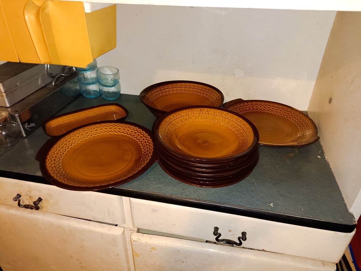 Zestaw talerzy porcelanowych Chodzież PRL