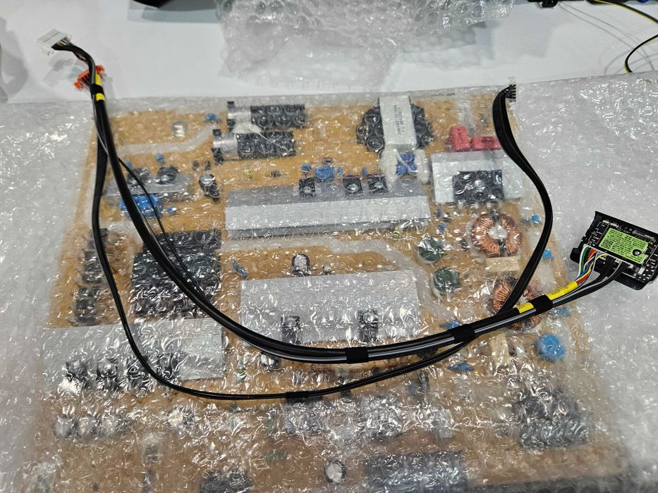 Шлейф для SAMSUNG UE70TU7100UXUA