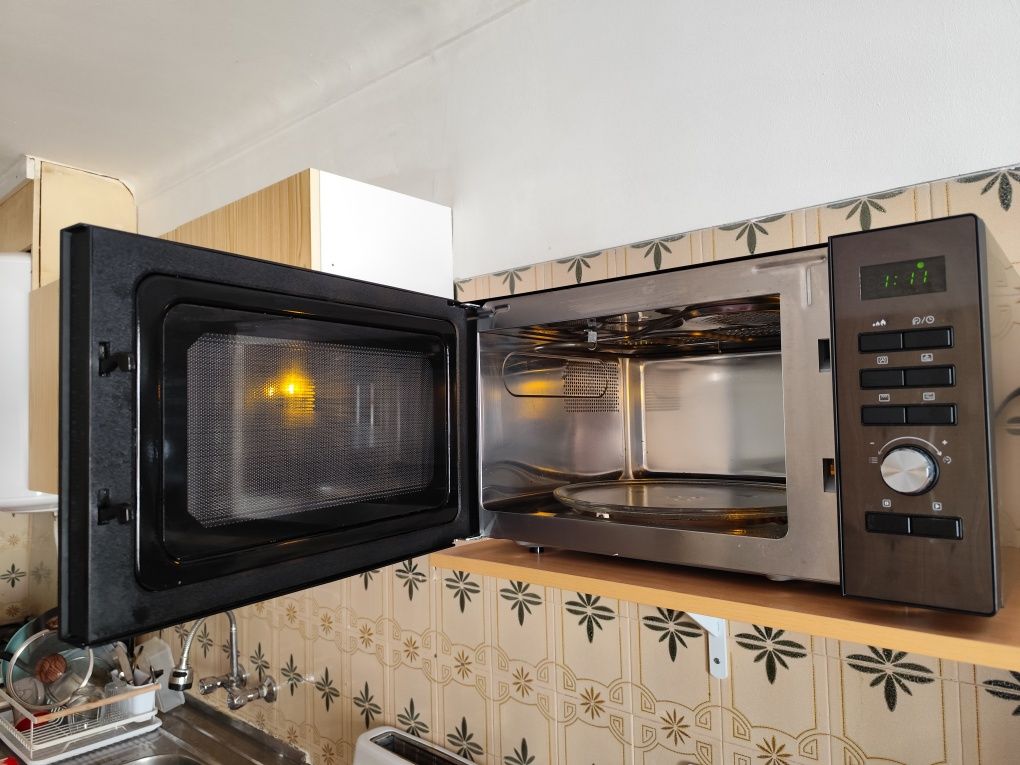 Microondas Qilive 30 Litros