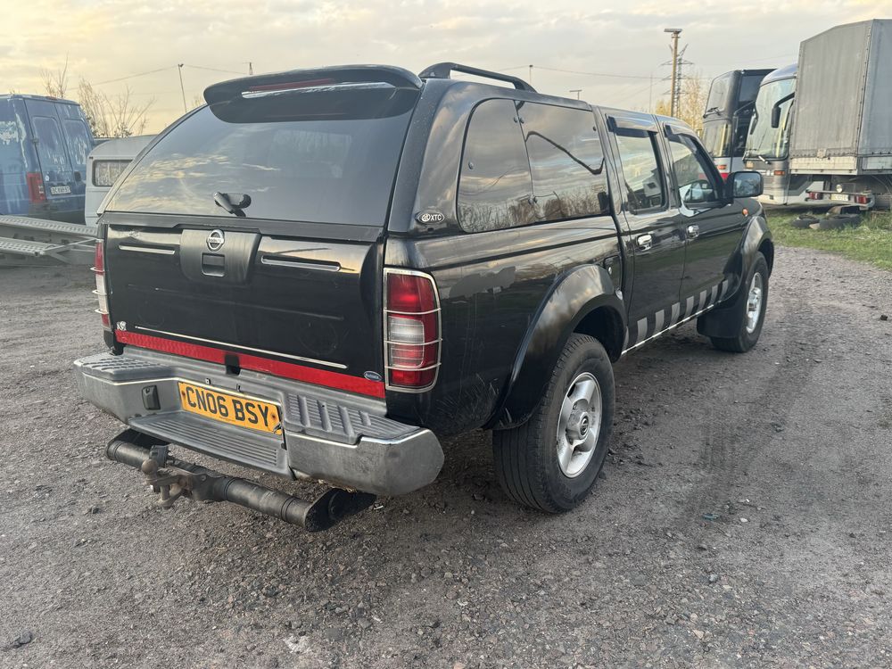 Ніссан навара Navara 2.5 в Україні