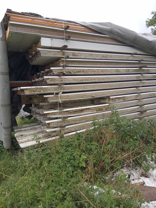 Płyta dwuwarstwowa że rdzeniem waty