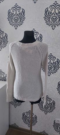Sweter firmy H&M roz  M, kolor biały