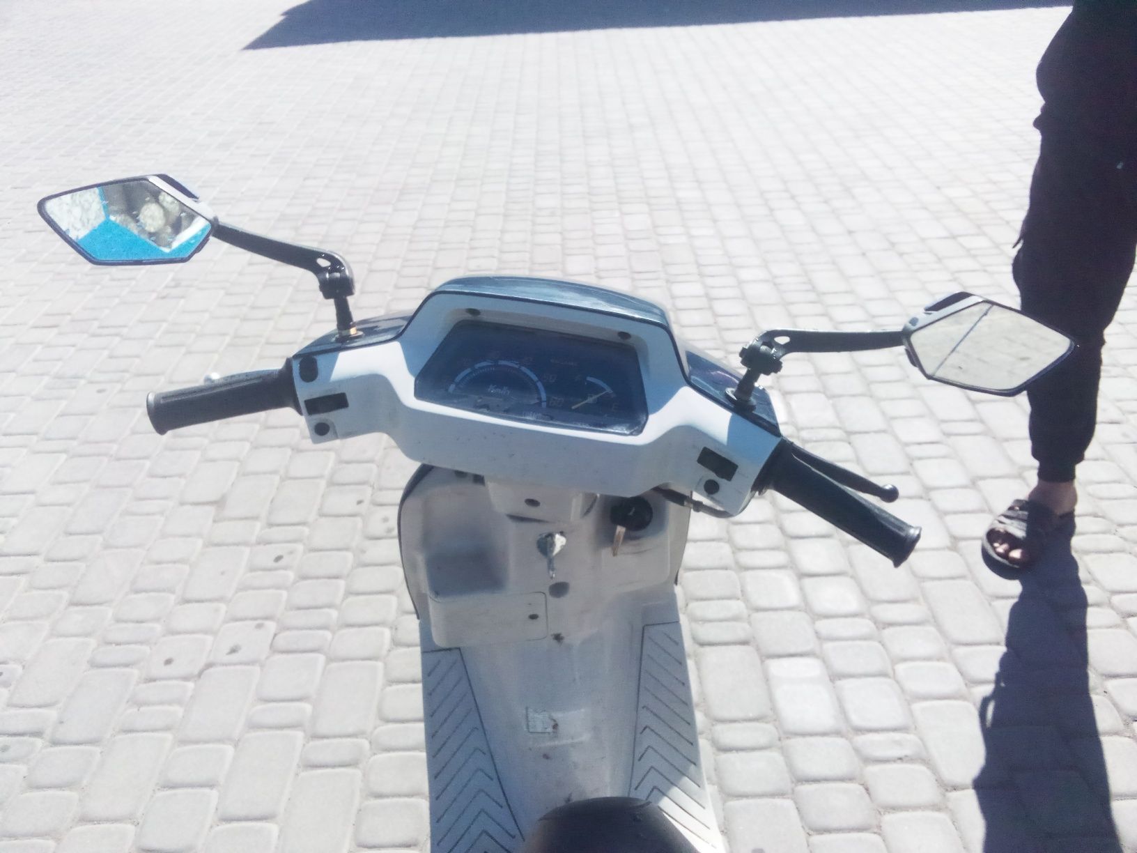 Продам скутер SUZUKI ADRESS 50cc