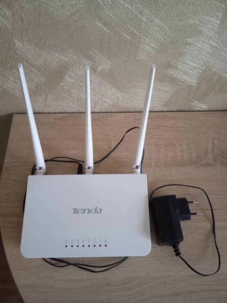 Wi-Fi роутер маршрутизатор