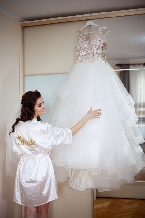 Весільна сукня (весільне плаття) + В ПОДАРУНОК халат для фотосесії