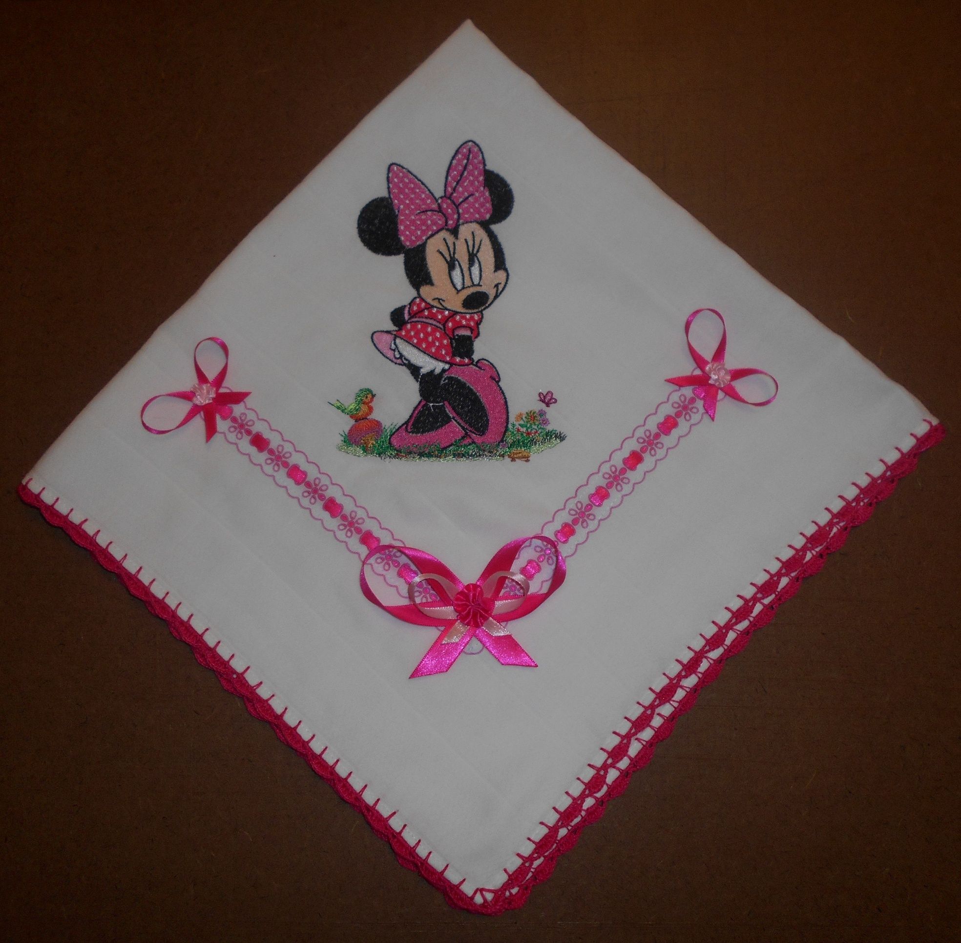 Fralda bordada "Minnie Mouse"