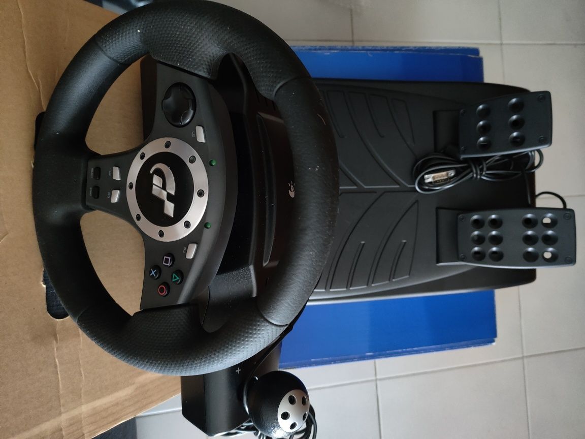 Volante  Logitech