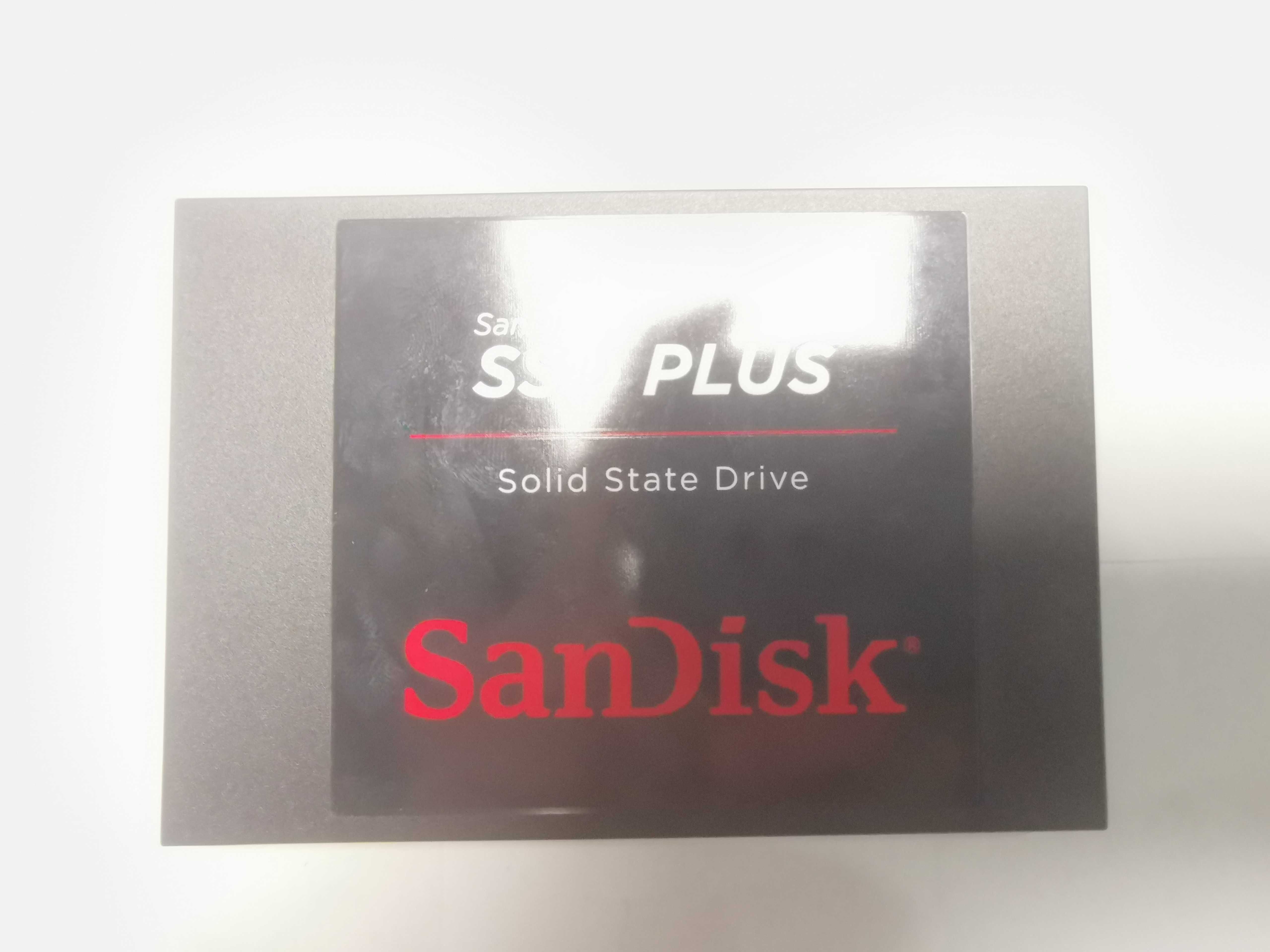 Dysk SSD San disk Plus 2TB