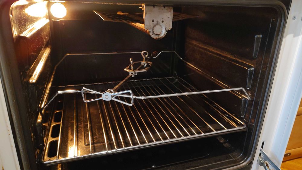 Газова плита з газовою духовкою Bosch HSG132PRF/02