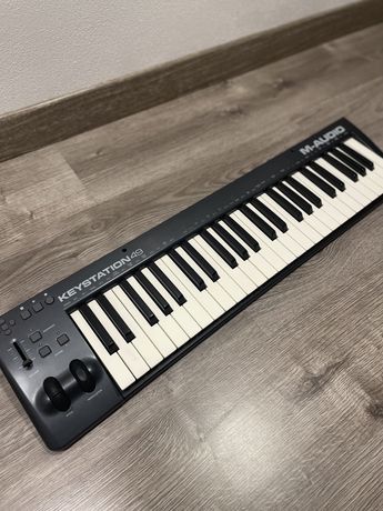 Teclado MIDI M-AUDIO Keystation 49 MK3