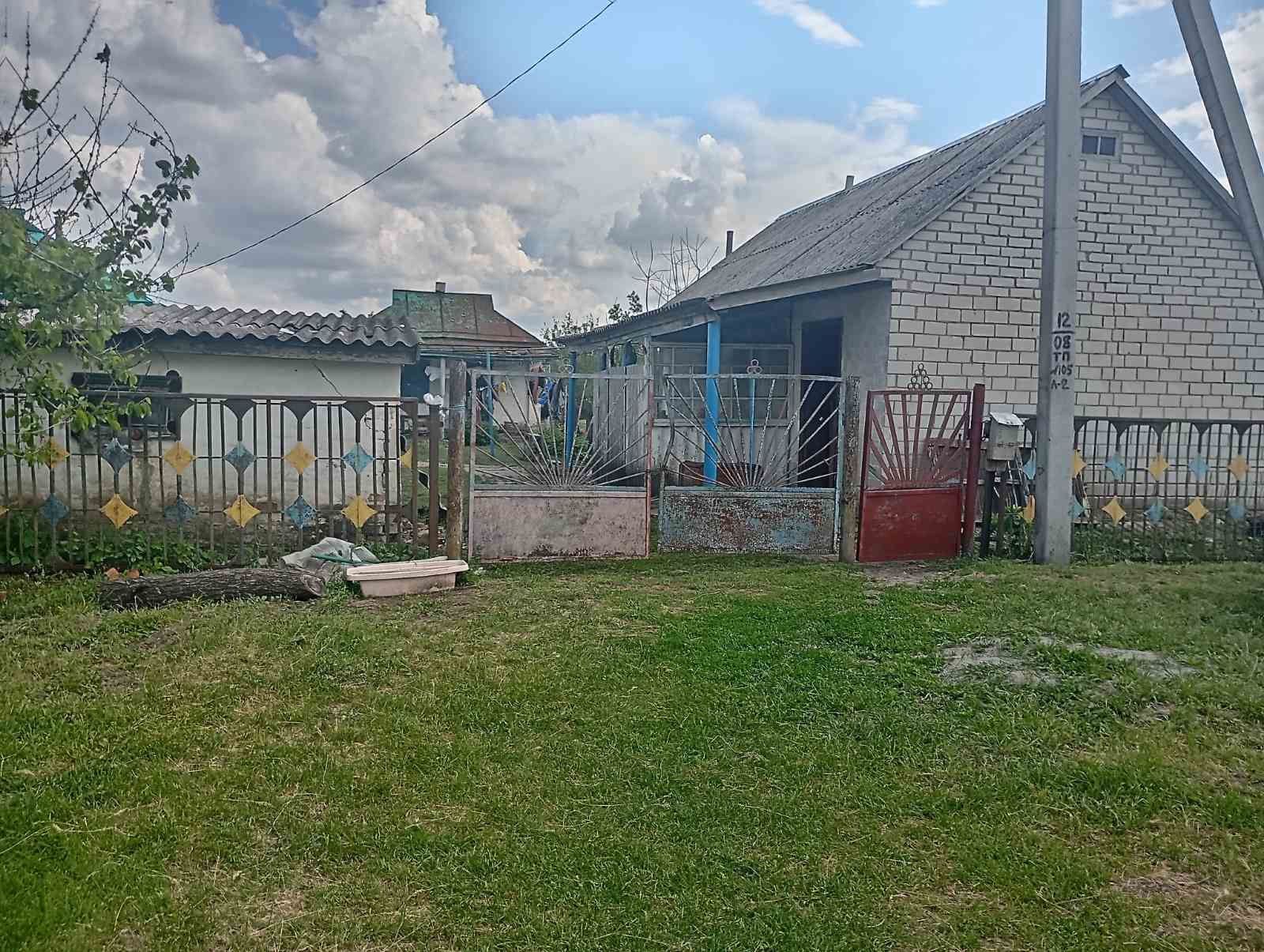 Продам будинок 220000гр