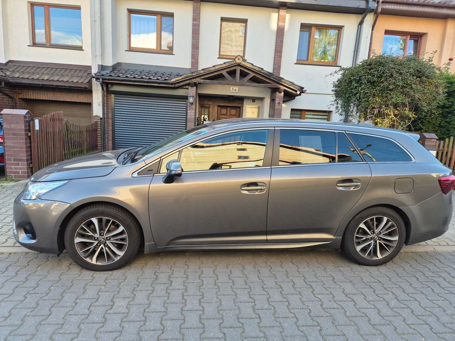 Toyota Avensis Toyota Avensis 1.8 Premium MS